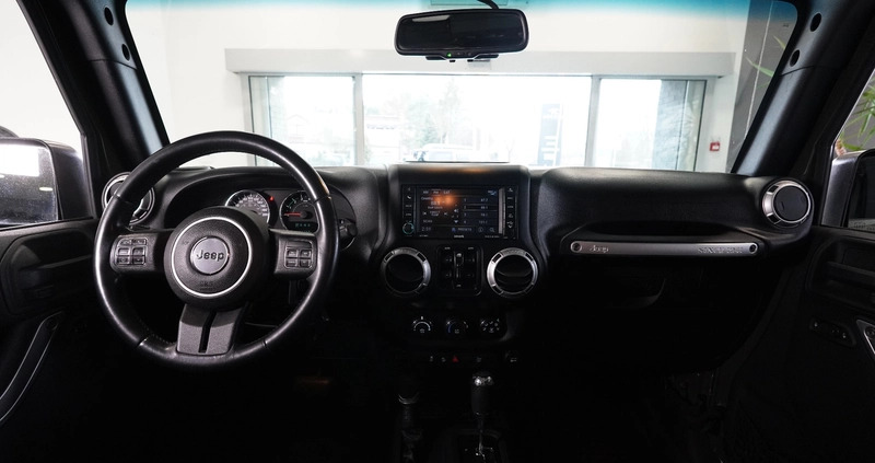 Jeep Wrangler cena 145000 przebieg: 133132, rok produkcji 2015 z Krosno małe 37